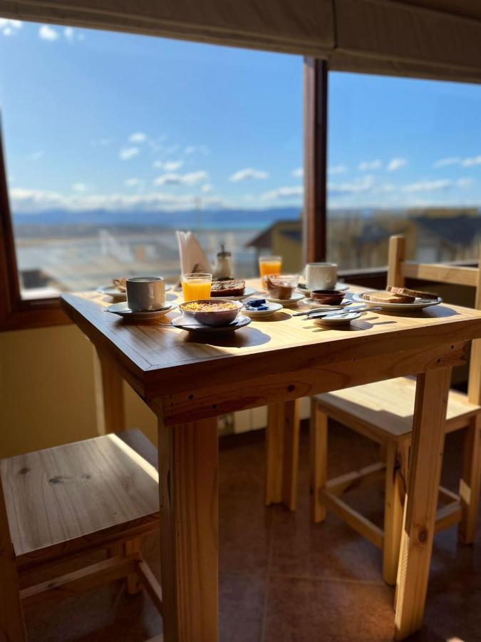 Ruca Nel Hotel El Calafate Exterior photo