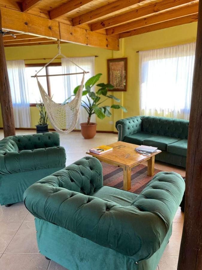 Ruca Nel Hotel El Calafate Exterior photo