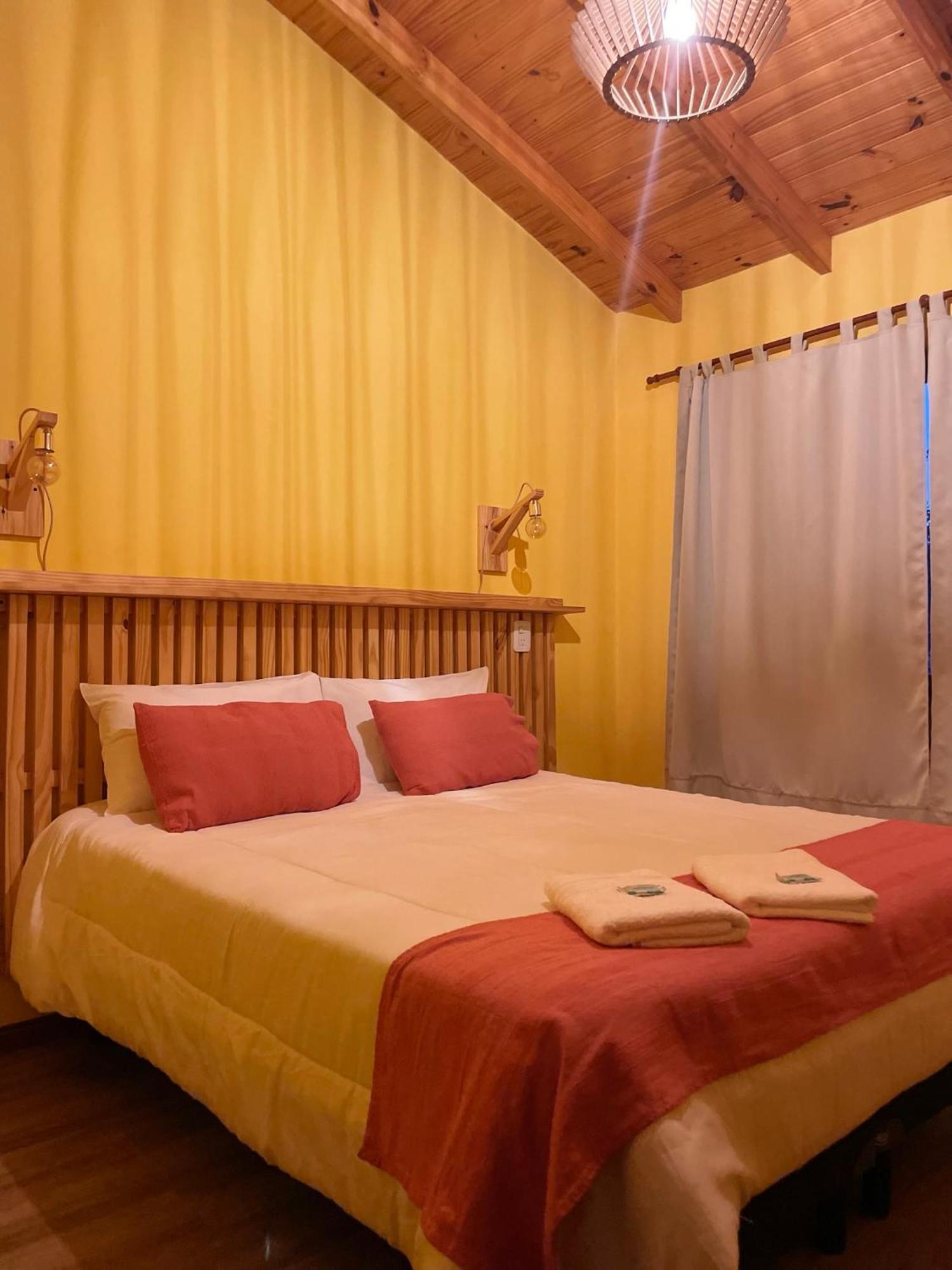Ruca Nel Hotel El Calafate Exterior photo